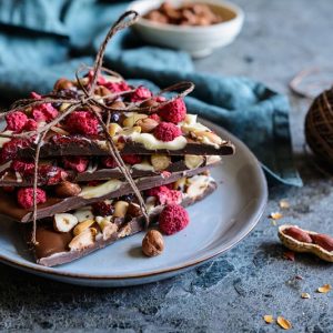 Christmas Superfood Chocolate Bark